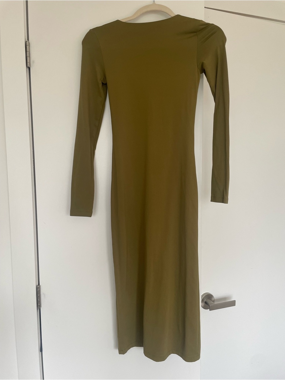 Fall Babaton Olive Green Long-Sleeve Midi Dress - only tried on once - Picture 3 of 4